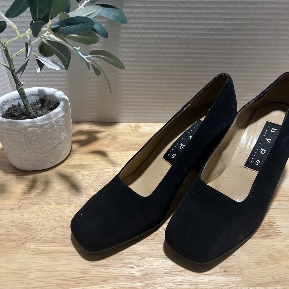 HYPE. Made In Spain BLACK  Suade Square Toe Heal. SIZE 6.5